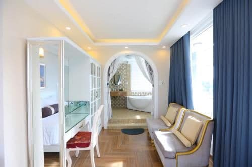 Penthouse Apartment
