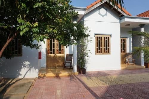 Deluxe Double Room (2 Adults + 1 Child)