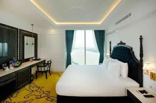 Two-Bedroom Apartment with Sea View