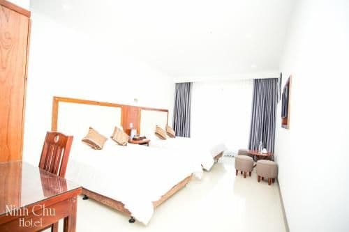 Large Double or Twin Room