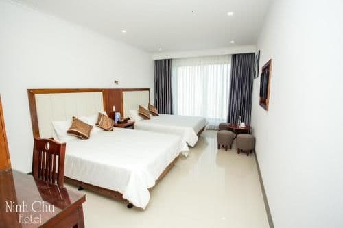 Large Double or Twin Room