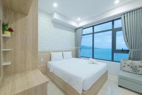 Three Bedroom Apartment with Ocean View
