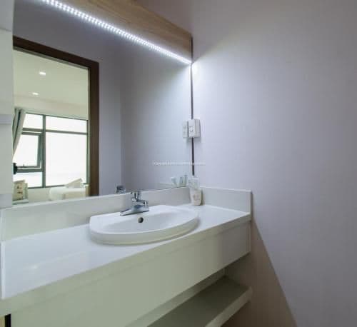 Three Bedroom Apartment with Ocean View