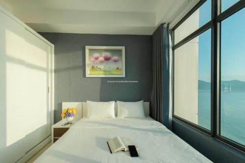 Three Bedroom Apartment with Ocean View