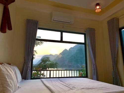 Double Room with Mountain View