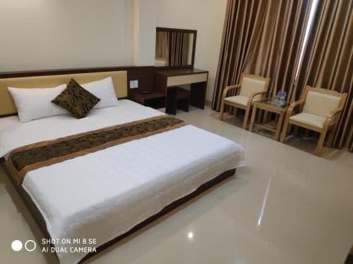 Deluxe King Room