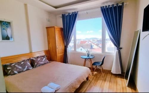 King Room with Mountain View