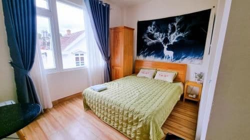 King Room with Mountain View