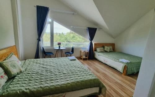 Quadruple Room with Mountain View