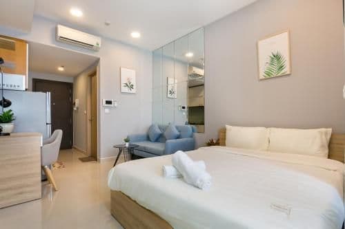 Studio Apartment