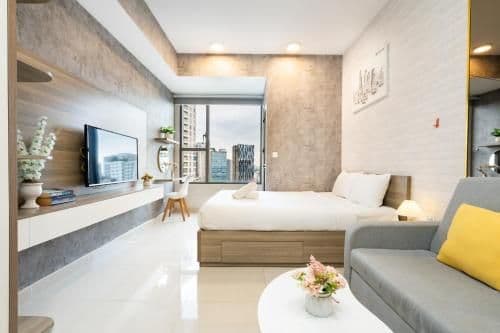 Studio Apartment