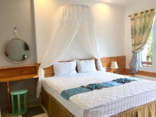 King Room with Pool View