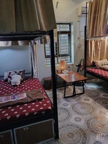 Bed in 6-Bed Mixed Dormitory Room