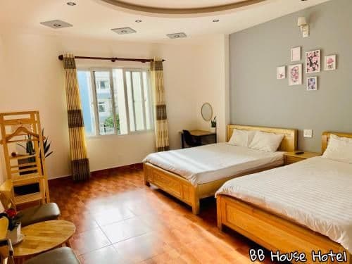Quadruple Room with Private Bathroom