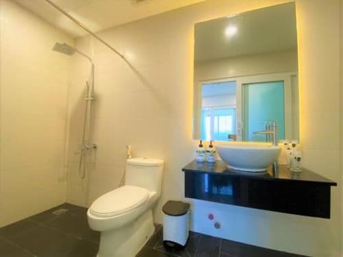 Suite with City View