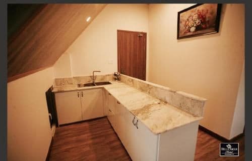 Deluxe King Suite