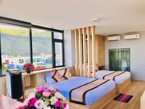 Deluxe Family Room