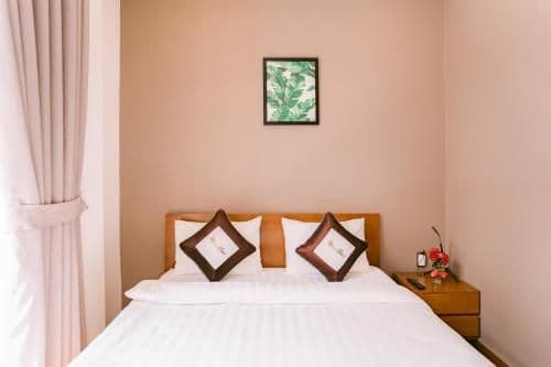 Queen Room