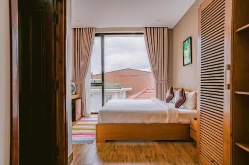 Deluxe Queen Room