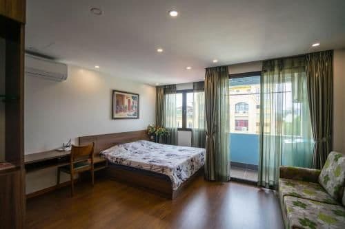 Apartment with Balcony