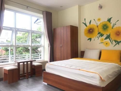 Large Double or Twin Room