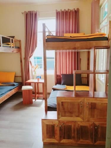 Bed in 8-Bed Mixed Dormitory Room