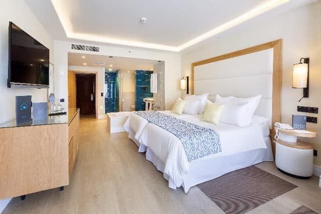 Double or Twin SIDE SEA VIEW