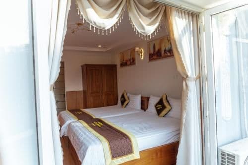 Twin Room with Balcony