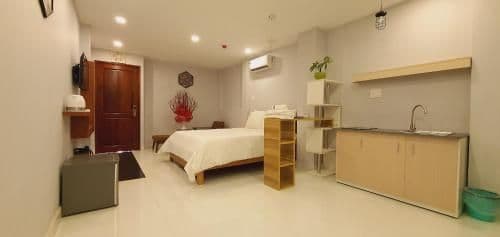 Deluxe Queen Room