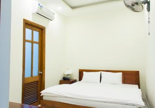 Nha nghi Linh Quan Nha nghi Linh Quan