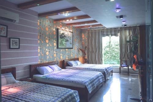 Basic Triple Room with Shared Bathroom