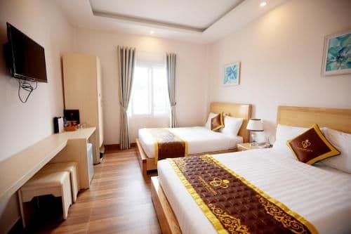 Deluxe Family Room