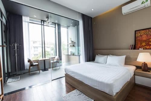 Queen Room
