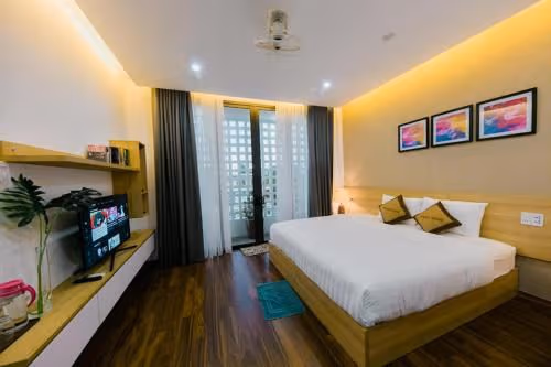 Queen Room