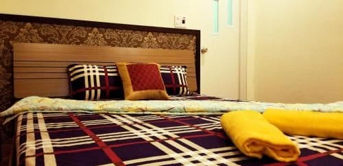 Standard Queen Room