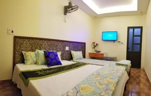 Deluxe Family Room