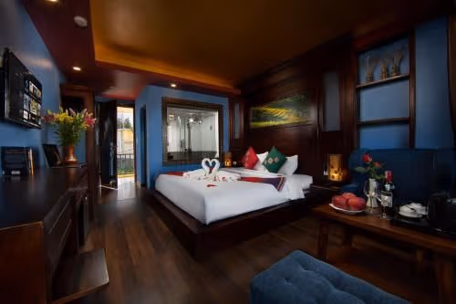Deluxe Double or Twin Room with Mountain View