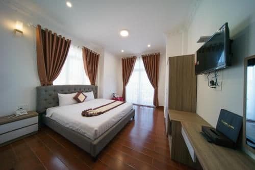 Deluxe Double Room with Balcony