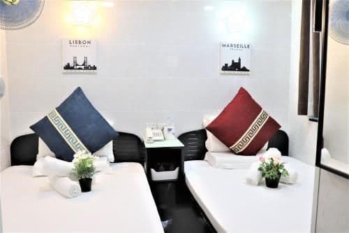 Deluxe Family Room