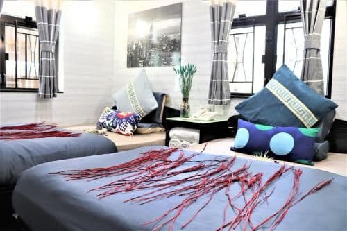 Deluxe Family Room