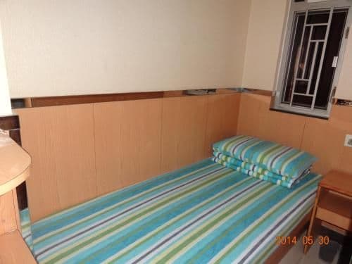 Single Room without Window