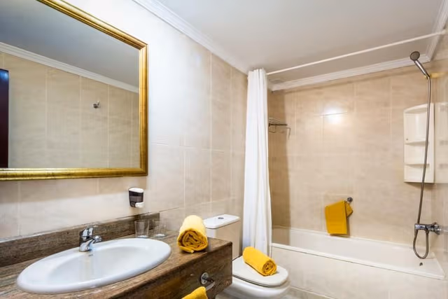 APARTMENT CAPACITY 5 TWO BEDROOMS
