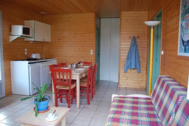 BUNGALOW CAPACITY 4