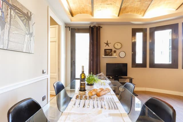 APARTMENT CAPACITY 4