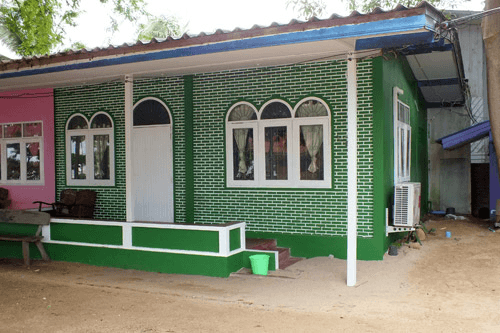 บ้านติดหาด รีสอร์ท บ้านติดหาด รีสอร์ท