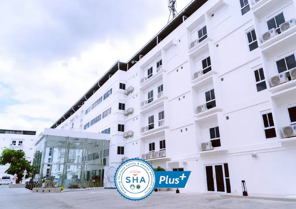 The White Hotel By Charoensri