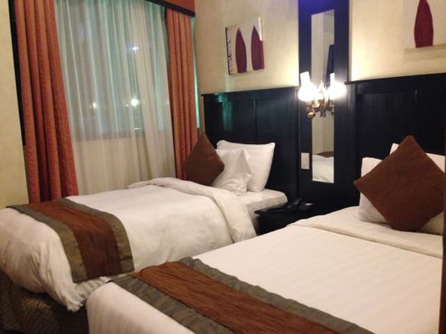 SUITE TWO BEDROOMS