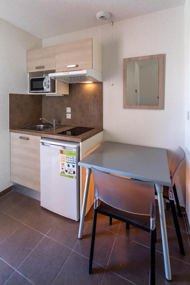 VILLA CAPACITY 4