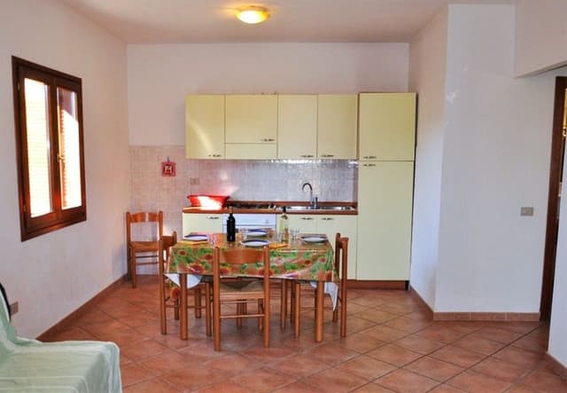 APARTMENT CAPACITY 6 THREE BEDROOM