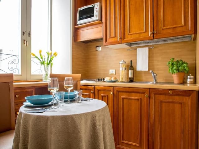 APARTMENT WITH KITCHENETTE